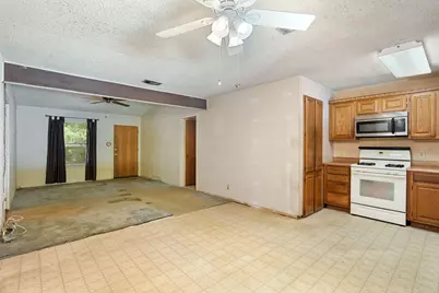 5111 Meadow Creek Drive, Austin, TX 78745 - Photo 6