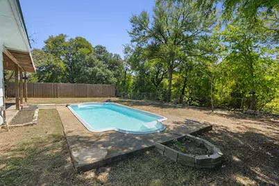5111 Meadow Creek Drive, Austin, TX 78745 - Photo 32