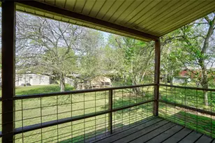 714 Old Martindale Rd, San Marcos, TX 78666 - Photo 8