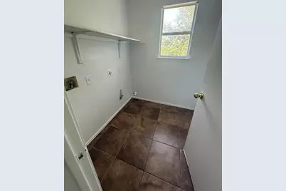 2324 Friarcreek Loop, Round Rock, TX 78664 - Photo 12