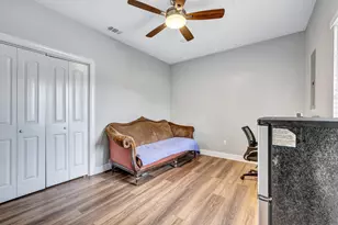 421 Las Lomas Dr, Elgin, TX 78621 - Photo 22