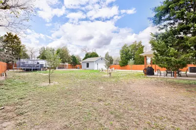421 Las Lomas Drive, Elgin, TX 78621 - Photo 30