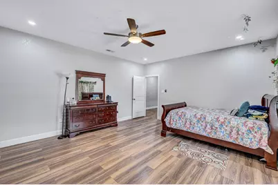 421 Las Lomas Drive, Elgin, TX 78621 - Photo 16