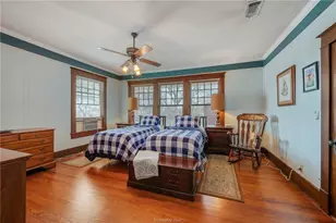 501 W Buck St, Caldwell, TX 77836 - Photo 22