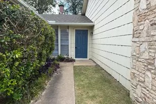 12310 Willow Wild Dr, Austin, TX 78758 - Photo 4