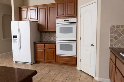 7917 Menler Drive, Austin, TX 78735 - Photo 12