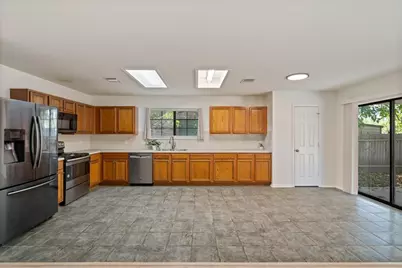 708 Yosemite Trail, Taylor, TX 76574 - Photo 14