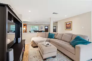 369 S Kates Cove, Buda, TX 78610 - Photo 8