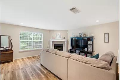 369 S Kates Cove, Buda, TX 78610 - Photo 10