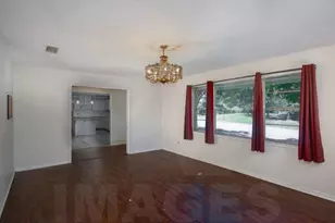 403 4th Ave, Smithville, TX 78957 - Photo 6