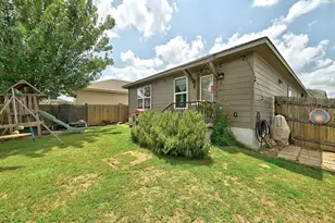 166 Tallow Trl, San Marcos, TX 78666 - Photo 24