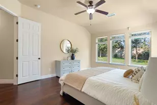 121 E Adelanta Place, Round Rock, TX 78681 - Photo 18