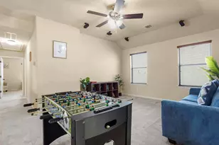 121 E Adelanta Place, Round Rock, TX 78681 - Photo 16