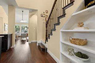 121 E Adelanta Place, Round Rock, TX 78681 - Photo 6