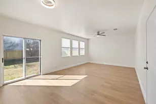 4717 Lake Champlain Ln, Austin, TX 78754 - Photo 12