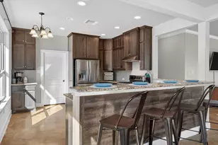 923 N Debco Ln, Spicewood, TX 78669 - Photo 10