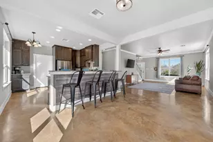 923 N Debco Ln, Spicewood, TX 78669 - Photo 8