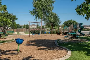 620 Magnum Force Dr, Jarrell, TX 76537 - Photo 16