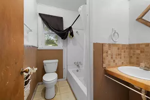 148 E Boundary St, Giddings, TX 78942 - Photo 18