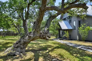134 Narrows Rd, Blanco, TX 78606 - Photo 36