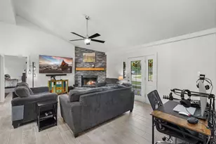 203 Saffles Rd, Waco, TX 76706 - Photo 10
