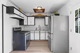 7607 Forest Wood Rd, Austin, TX 78745 - Photo 8