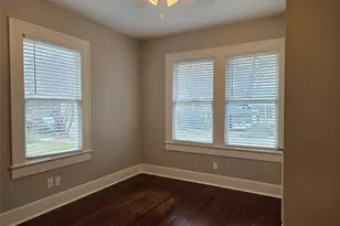 206 E 34th St, Austin, TX 78705 - Photo 12