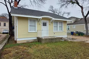 206 E 34th St, Austin, TX 78705 - Photo 1