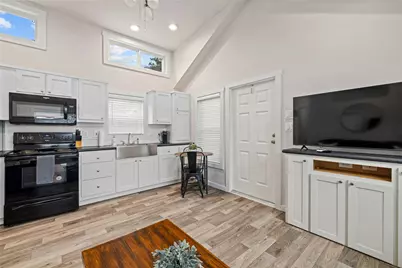 257 County Road 278 Unit D Road #D, Liberty Hill, TX 78642 - Photo 10