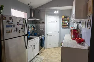 142 Triangle Acres, Cedar Creek, TX 78612 - Photo 14