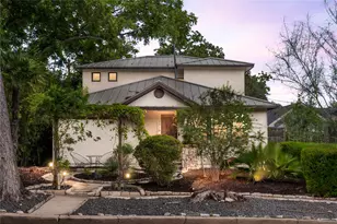 2218 Lindell Ave, Austin, TX 78704 - Photo 2