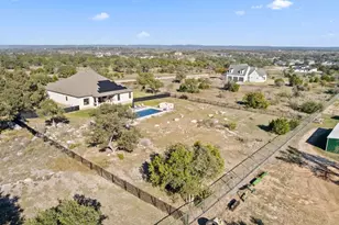225 Spicewood Trails Dr, Spicewood, TX 78669 - Photo 34