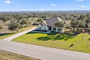 225 Spicewood Trails Dr, Spicewood, TX 78669 - Photo 2