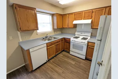 8608 Dandelion Trail, Austin, TX 78745 - Photo 8