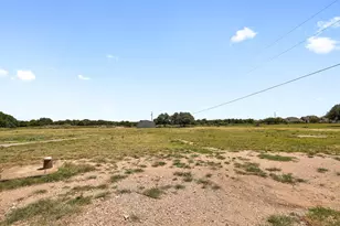 3900 Shell Rd, Georgetown, TX 78628 - Photo 36