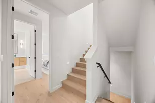 1175 Navasota St, Austin, TX 78702 - Photo 20