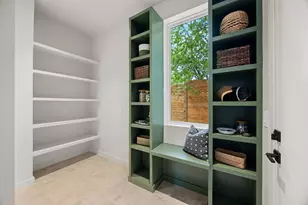 1175 Navasota St, Austin, TX 78702 - Photo 20