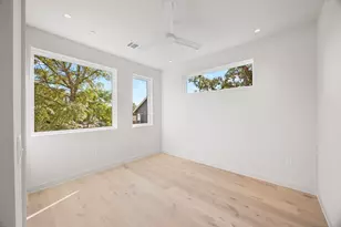 1175 Navasota St, Austin, TX 78702 - Photo 26