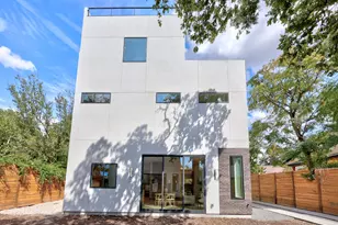 1175 Navasota St, Austin, TX 78702 - Photo 10