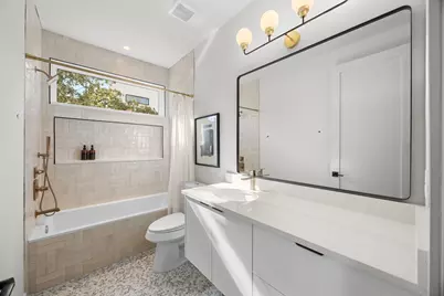 1175 Navasota Street #2, Austin, TX 78702 - Photo 30