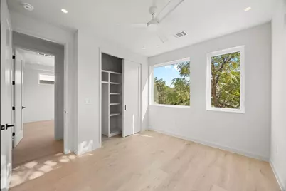 1175 Navasota Street #2, Austin, TX 78702 - Photo 26