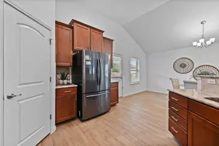 918 Valley View Dr, Leander, TX 78641 - Photo 8
