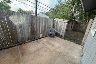 618 Mill St, San Marcos, TX 78666 - Photo 14