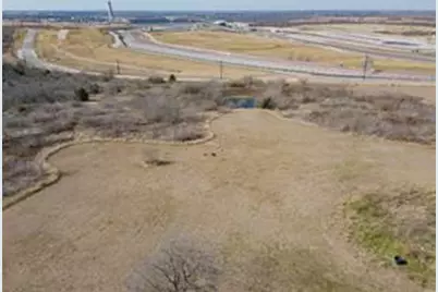 8218 Elroy Road, Del Valle, TX 78617 - Photo 14