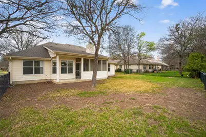 3001 Parker Drive, Georgetown, TX 78628 - Photo 16