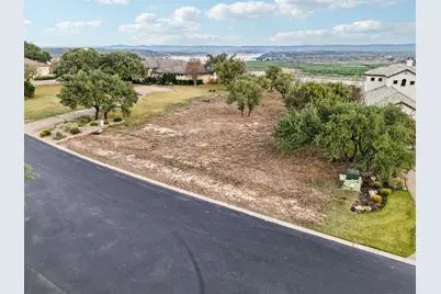 26710 Founders Place, Spicewood, TX 78669 - Photo 4