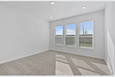 244 Bloomington Loop, Hutto, TX 78634 - Photo 12