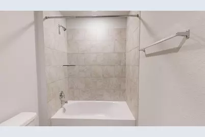 160 McNamara Court, Jarrell, TX 76537 - Photo 26