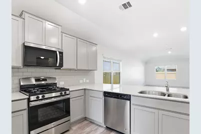 5900 Bell Tower Lane, Austin, TX 78747 - Photo 4