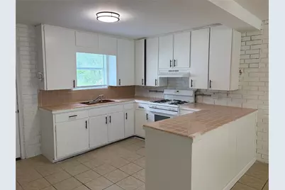 401 Branch Street, Taylor, TX 76574 - Photo 6